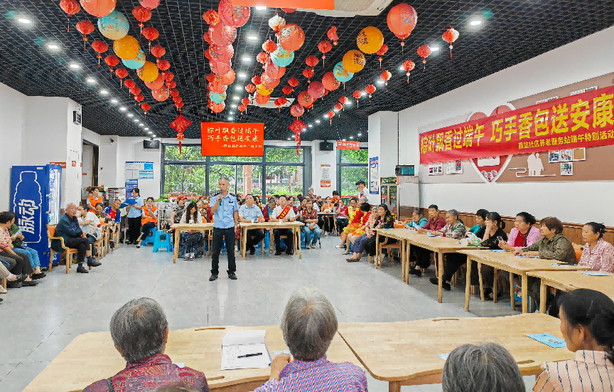 重庆高新公安深耕服务田护航辖区安宁